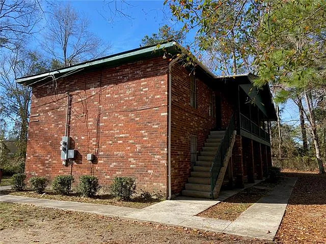 943 N Magnolia St