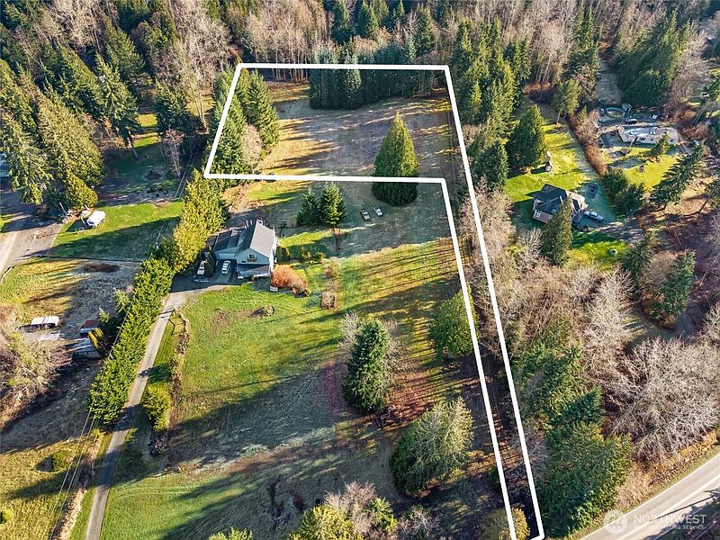 4th image of 16903 McElroy Road