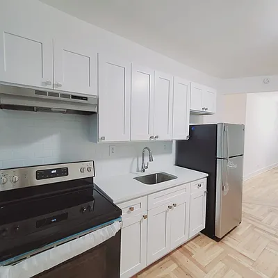 Rented by New York Residence | media 17