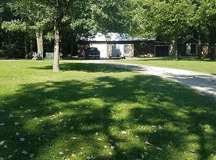 2422 Poplar Ave, Duncombe, IA 50532