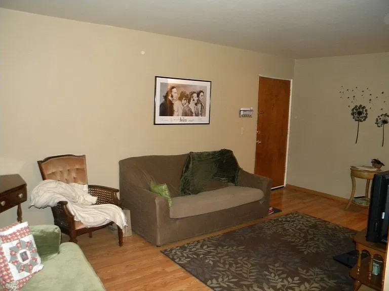 1838 Hayes St NE — Photo 11