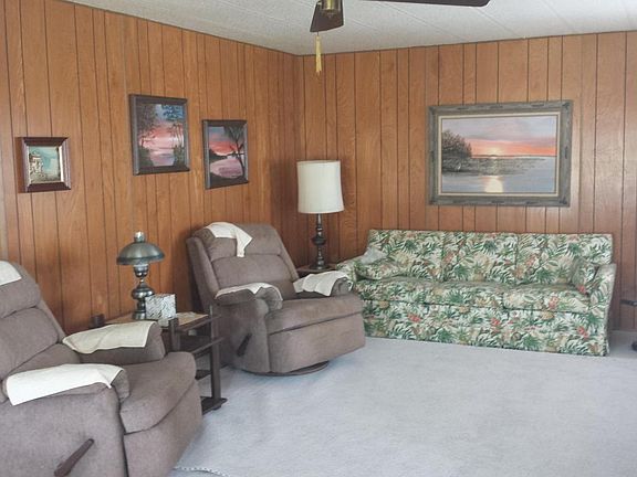 4th image of 1101 Barefoot Cir
