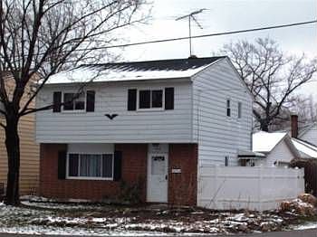 1st image of 745 E 342nd St