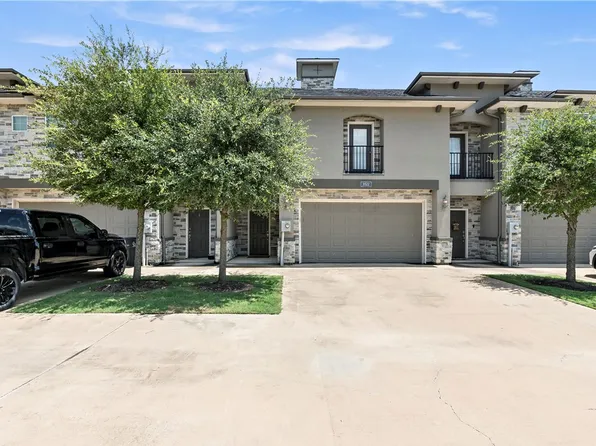 3522 Summerway Dr, College Station, TX 77845