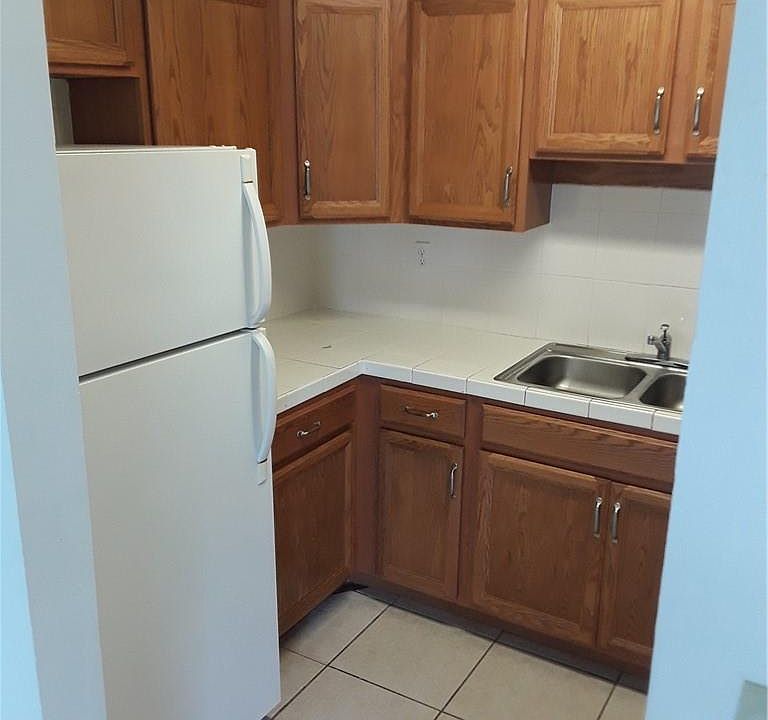 1st image of 7654 Kimberly Blvd