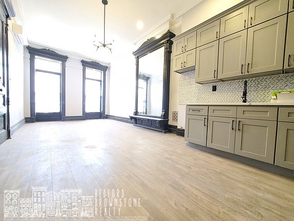 2nd image of 465 Greene Ave #2
