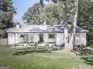 616 Victoria Ln, Woodstock, GA 30189