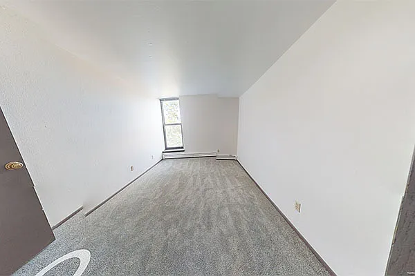 2495 N. Oakland Ave — Photo 25
