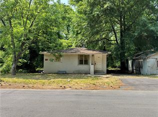 207 Oak Dr, Belton, SC 29627
