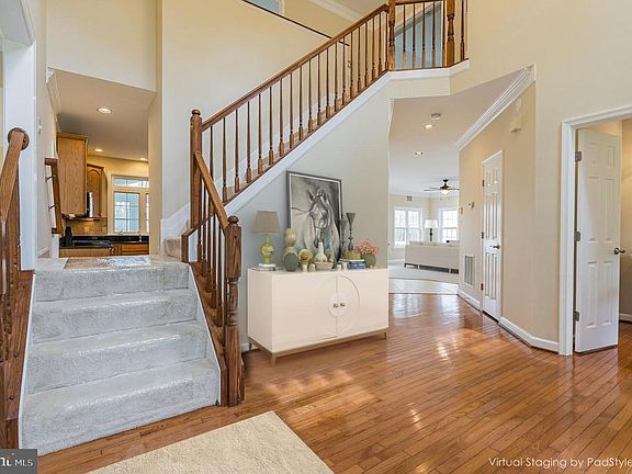 3rd image of 9605 Low Meadow Dr