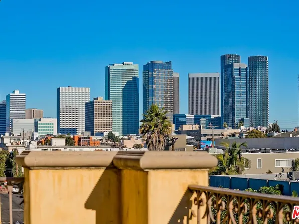 10617 Eastborne Ave #Penthouse 1, Los Angeles, CA 90024