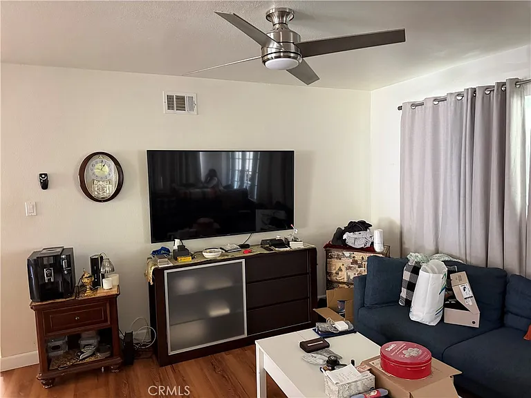 910 Orangewood Dr — Photo 6