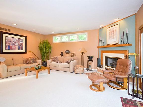 5th image of 5562 N Red Oak Dr