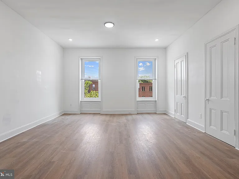 1618 S Broad St #3 — Photo 4