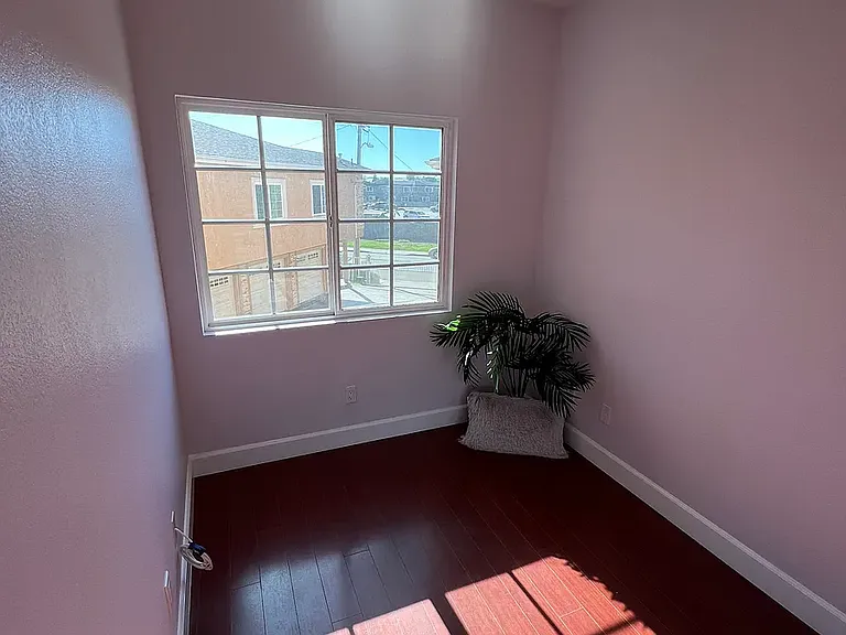 7056 Fulton St #9 — Photo 8