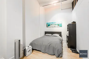 Rented by Bond New York