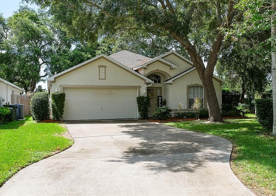 1st image of 6940 Hidden Oaks Cir