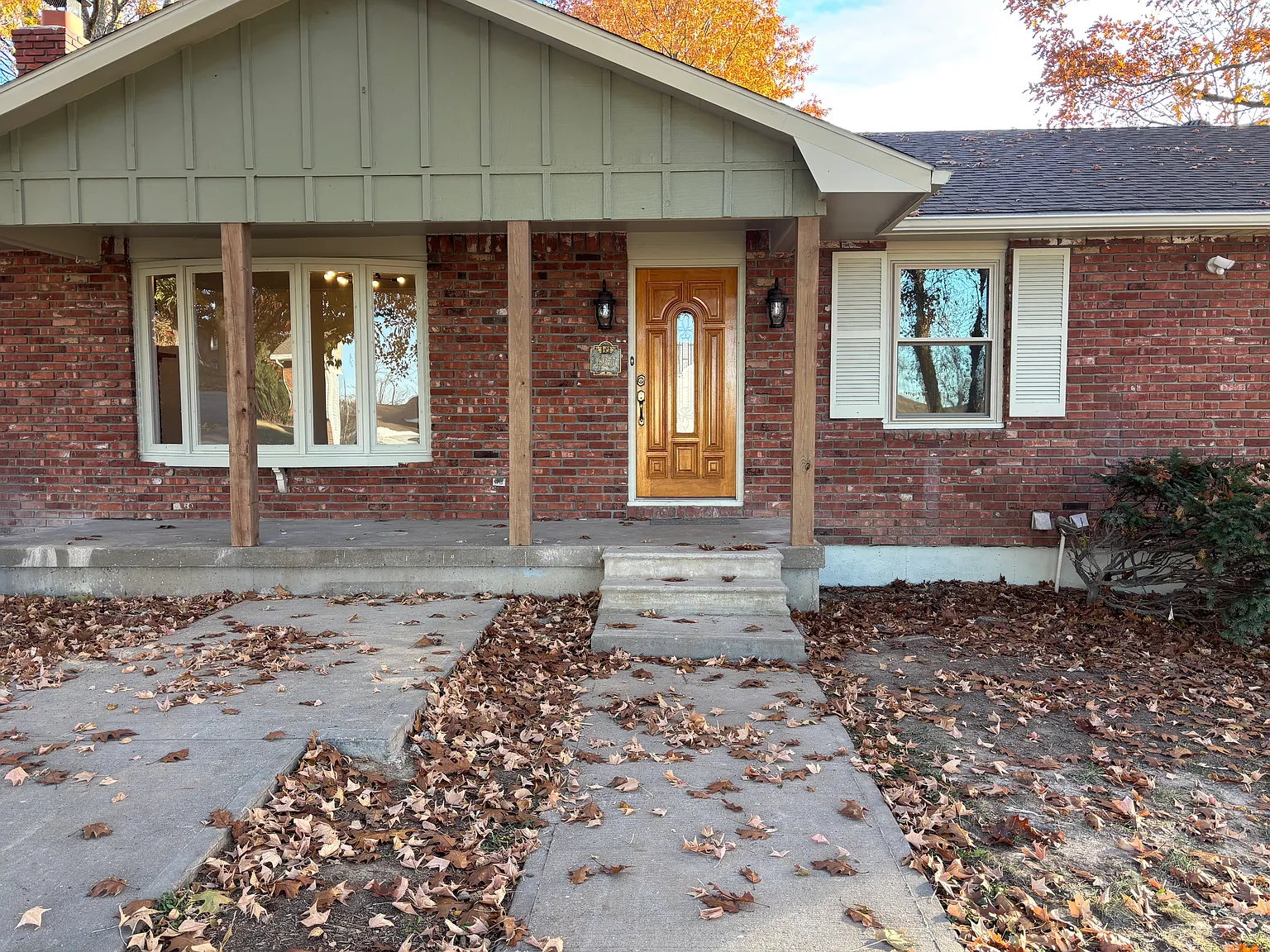 18377 Pleasant View Dr — Photo 3