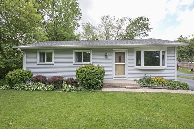 1st image of 38092 N Sheridan Pl