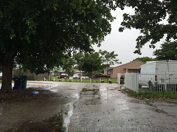 4th image of 18044 NW 40th Pl
