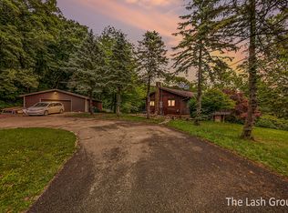 1870 Sheffield Rd, Hickory Corners, MI 49060