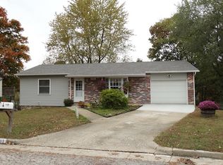 5107 Woodway Dr, Jefferson City, MO 65109