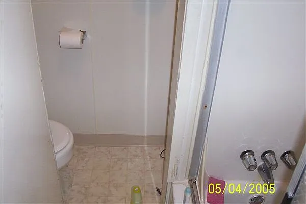 810 #3 - Bathroom