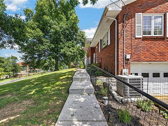 5th image of 38 Highland Ave