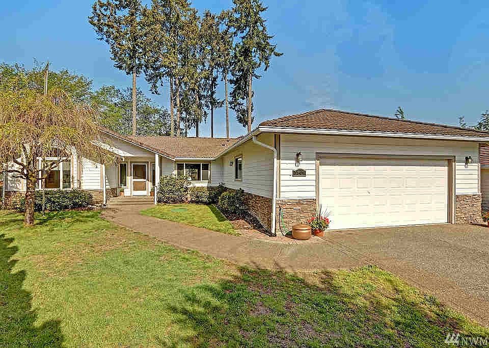 1st image of 9301 Eld Ct NE
