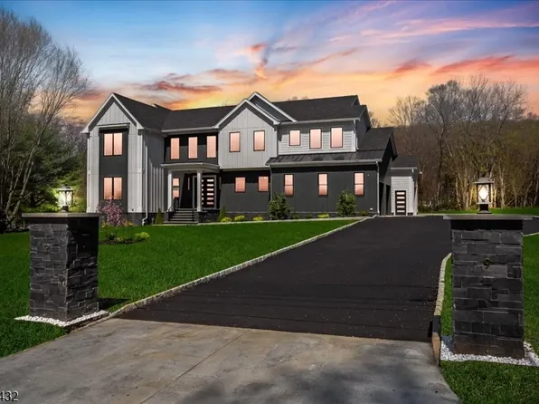9 Midvale Dr, Warren Twp., NJ 07059