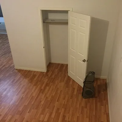 Rented by Nooklyn NYC LLC | media 46