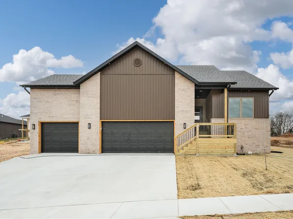 1006 W Pebblebrooke Drive, Ozark, MO 65721