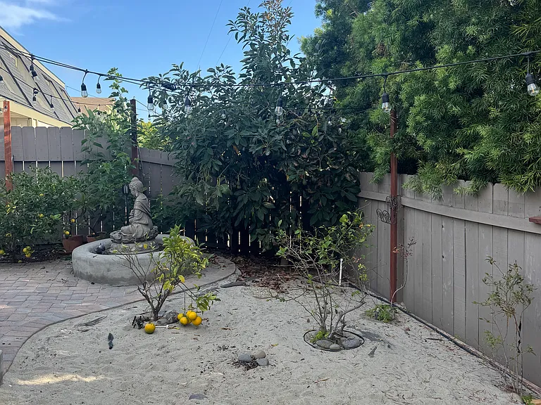 709 Regal Rd — Photo 4