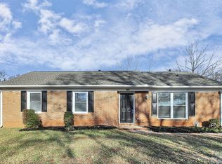 3701 Firestone Dr, Charlotte, NC 28216