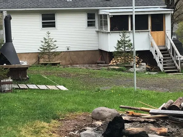 89 Maple Ave, Lanesville, NY 12442