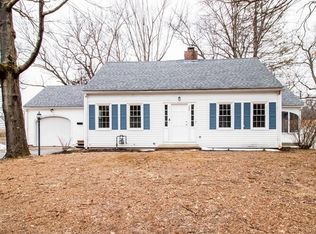 242 Burbank Rd, Longmeadow, MA 01106