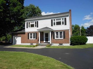 2220 Balltown Rd, Niskayuna, NY 12309