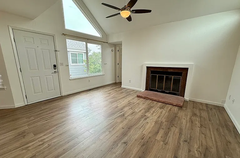 12414 E Tennessee Cir #B — Photo 2