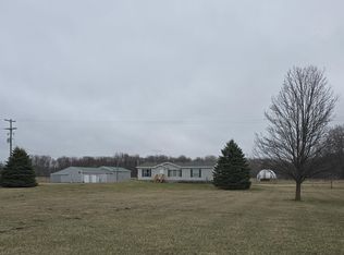 1215 S West County Line Rd, Sumner, MI 48889
