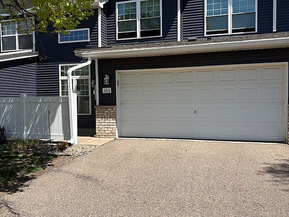 2nd image of 404 Hickory Ln N