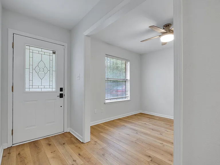 1238 Cross Creek Cir #1 — Photo 2