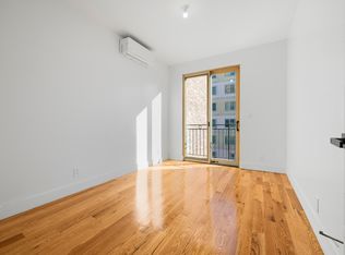 381 Vernon Ave #2B, Brooklyn, NY 11206