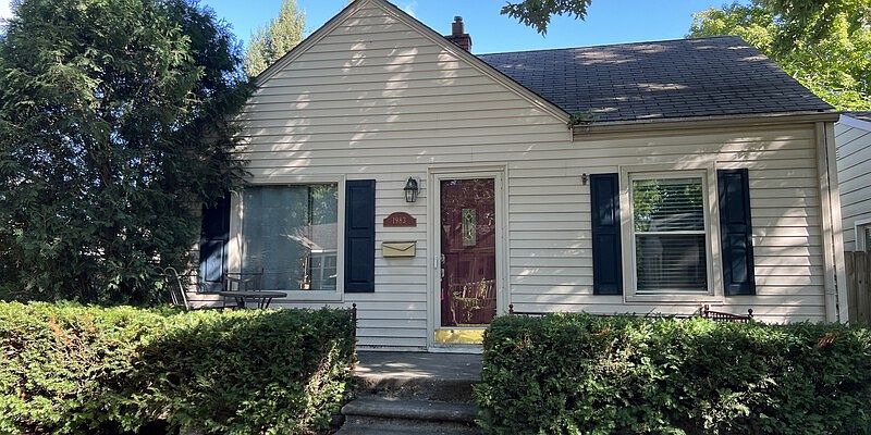 1st image of 1983 Ardmore Dr