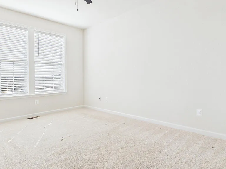 23 Chester Ct — Photo 29