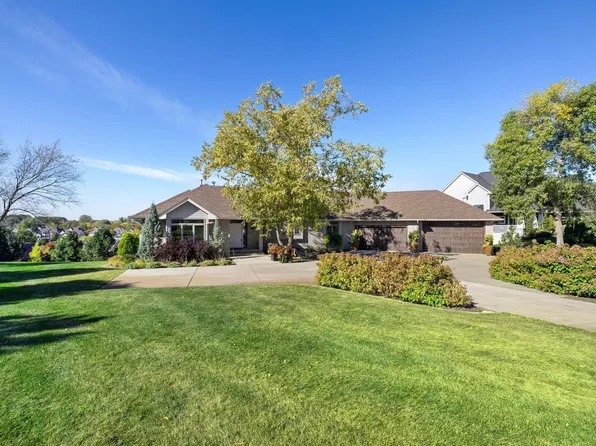 5415 Niagara Ln N, Plymouth, MN 55446