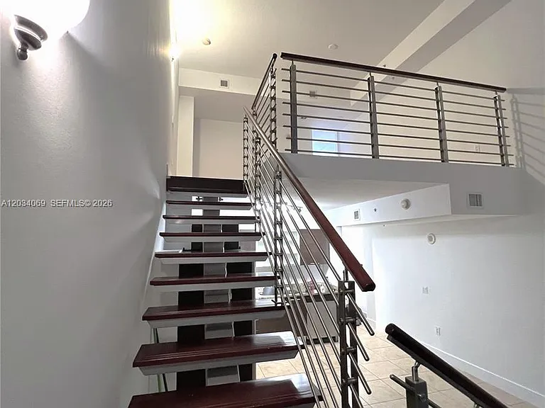 41 SE 5th St #911 — Photo 16