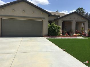 32480 Cape Cod Dr, Lake Elsinore, CA 92530