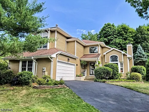 111 Autumn Ridge Rd Photo 1
