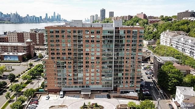 1st image of 1208 Hudson Park #1208
