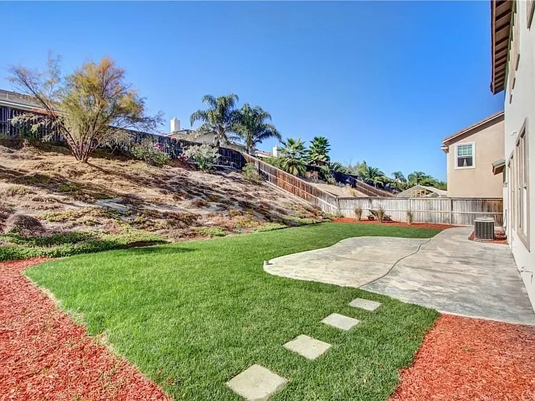 8265 Lavender Ln — Photo 13
